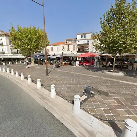 Beautiful 3-bed House In Sainte-maxime *