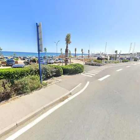Beautiful 3-bed House In Sainte-maxime *